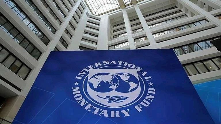 صندوق النقد: الدين العالمي يلامس 100% من الناتج وفوائد الديون تلتهم 15% من إيرادات الدول الفقيرة