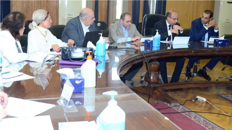 مجلس إدارة البرنامج الفرنسي بـ"طب قصر العيني" يستعرض إنجازات 2025 – 2026