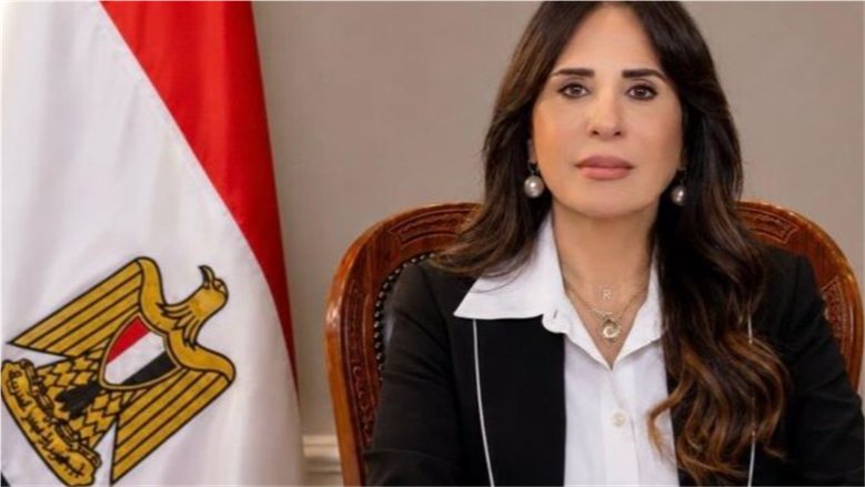 وزيرة الإسكان تتابع المشروعات بعدد من مدن الصعيد الجديدة