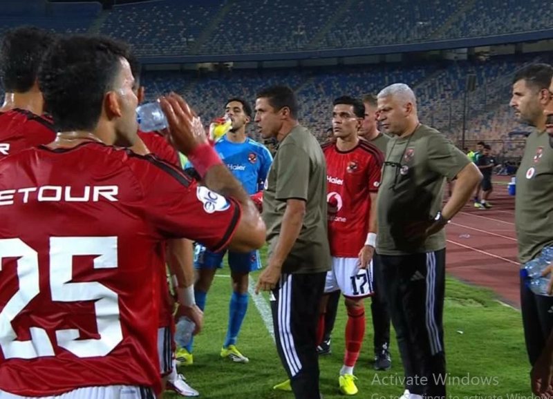 «لمصلحة الفريق».. رد مفاجئ من عموتة بشأن إنفعاله على محمد هاني ووائل جمعة