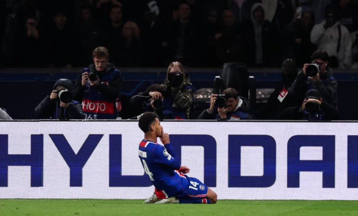 باريس سان جيرمان يضرب برشلونة برباعية في دوري أبطال أوروبا