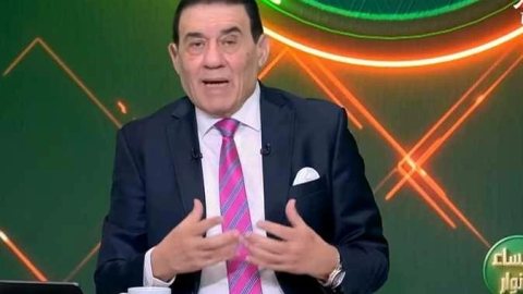 «فين النادي الأهلي».. مدحت شلبي يفتح النار على ياسين منصور وسيد عبد الحفيظ