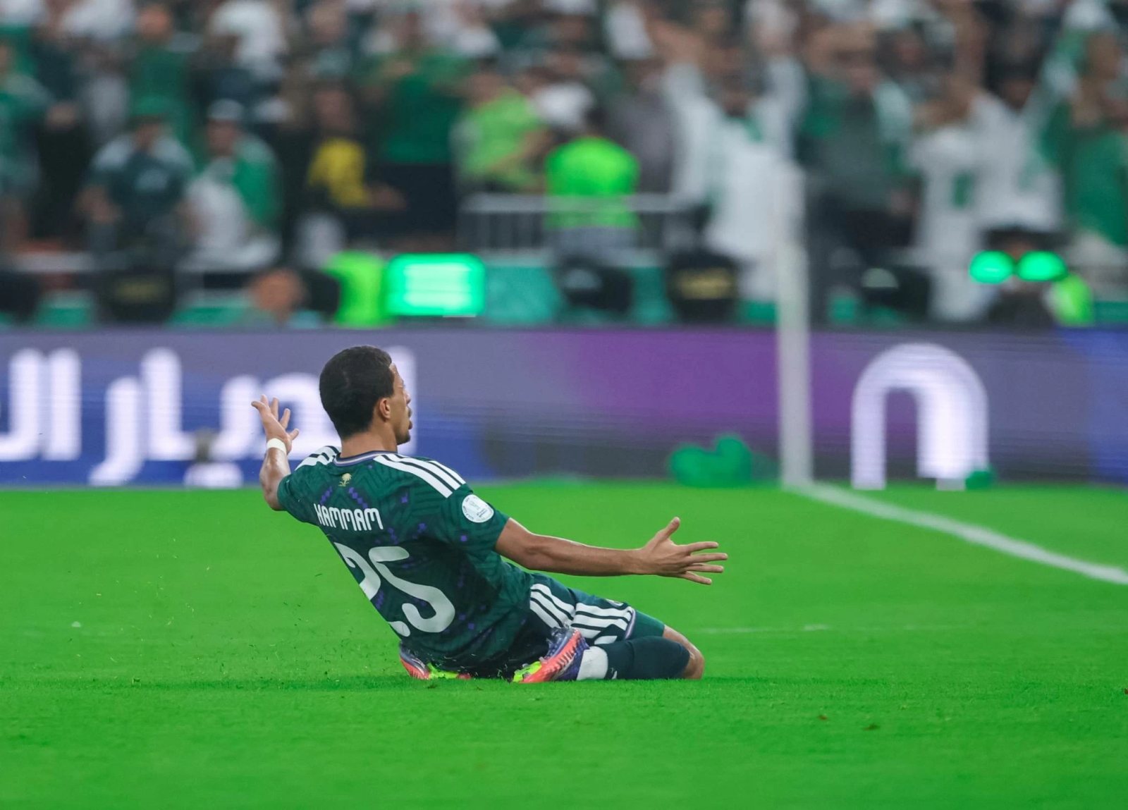 منتخب السعودية يُنجز نصف المهمة أمام الإمارات في خليجي 27 (فيديو)