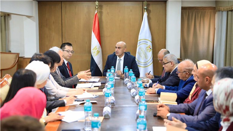 وزير التعليم يبحث مع وفد هيئة التعاون الدولي اليابانية «جايكا» تعزيز التعاون المشترك بينهم
