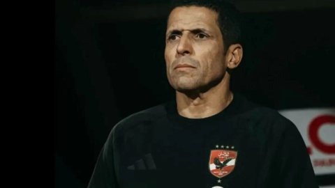 نجم الزمالك السابق: مشكلة الأهلي مع المدرب وليست اللاعبين.. وعموتة أقل من إمكانيات النادي