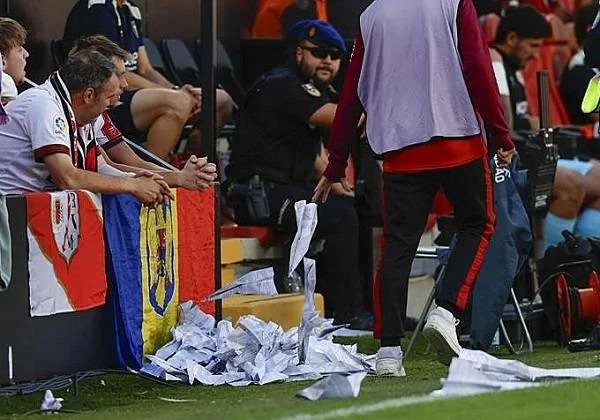 بعد 13 دقيقة من انطلاقها.. إلغاء مباراة رايو فايكانو وأتلتيك بيلباو في الدوري الإسباني