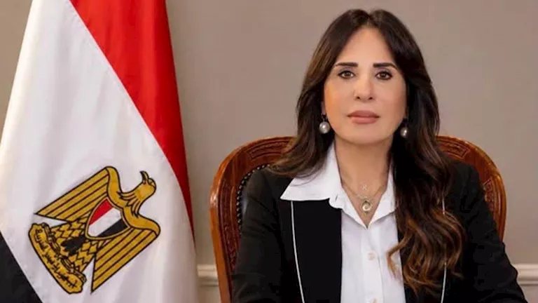 وزيرة الإسكان تبحث تعظيم الاستفادة من الأصول العقارية لهيئة المجتمعات العمرانية الجديدة