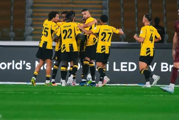 الاتحاد يقسو على الاتفاق برباعية في الدوري السعودي (فيديو)