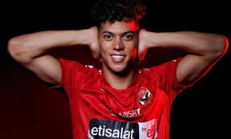 نجم الأهلي السابق يوجه رسالة لـ إمام عاشور.. ويشيد بأداء زيزو في القمة