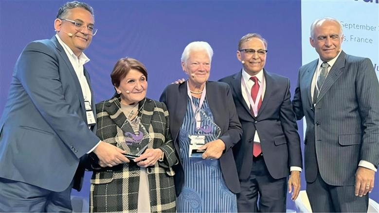طب القصر العيني تهنئ الدكتورة آمال البشلاوي بحصولها على جائزة «Olaminary Award» للأمراض النادرة