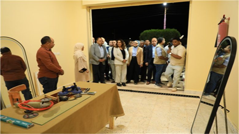 هيئة تنمية الصعيد: مجمع الصناعات الحرفية بمرزوق يدعم تمكين المرأة اقتصاديًا (صور)