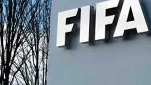 فيفا: سنرد على مطالب يويفا.. ولن ننتهك السرية